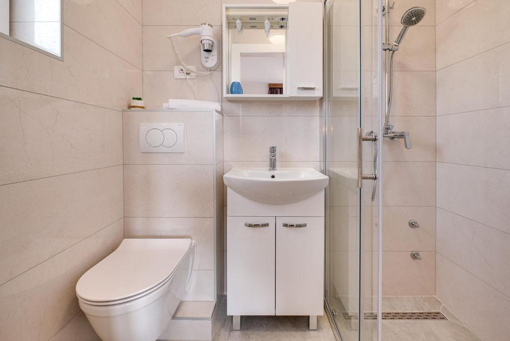 Bed & Breakfast Dosen III Башка Екстер'єр фото