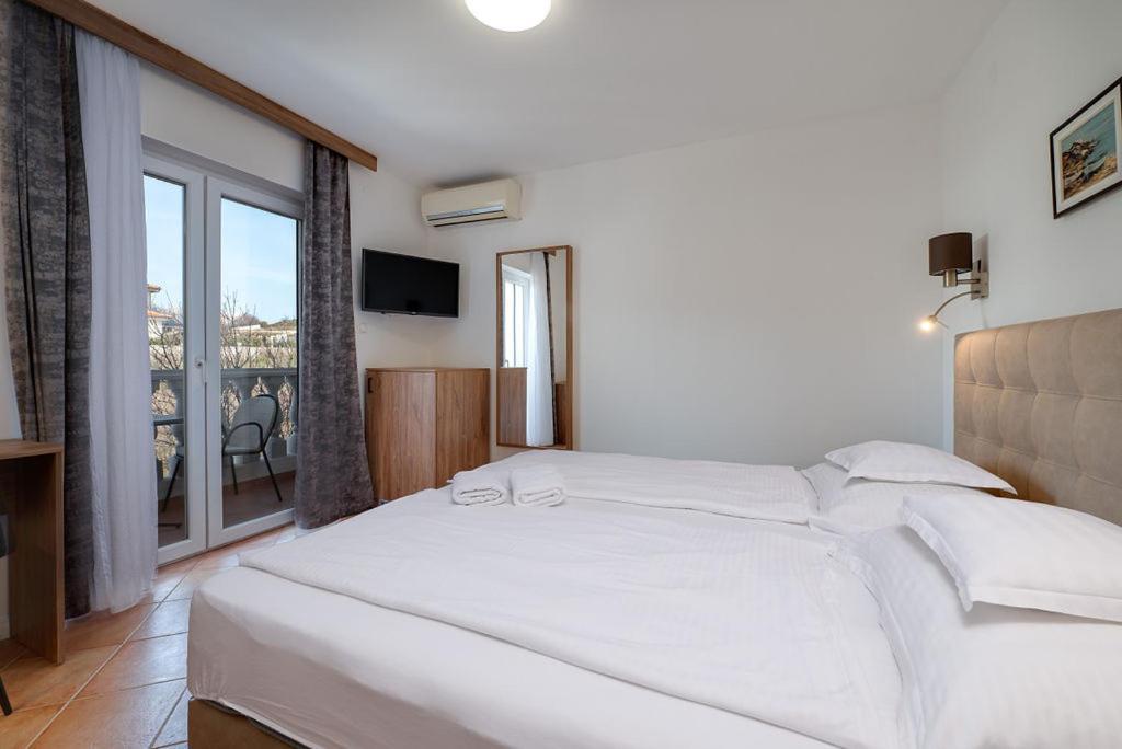 Bed & Breakfast Dosen III Башка Екстер'єр фото